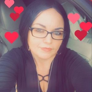 Meet your Posher, Sandy squires